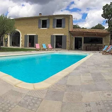 Provencal Bastide In Uzès