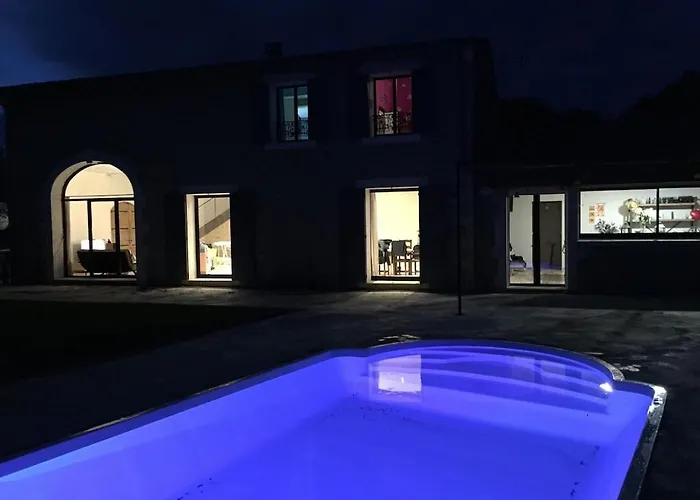 Provencal Bastide In * Uzès